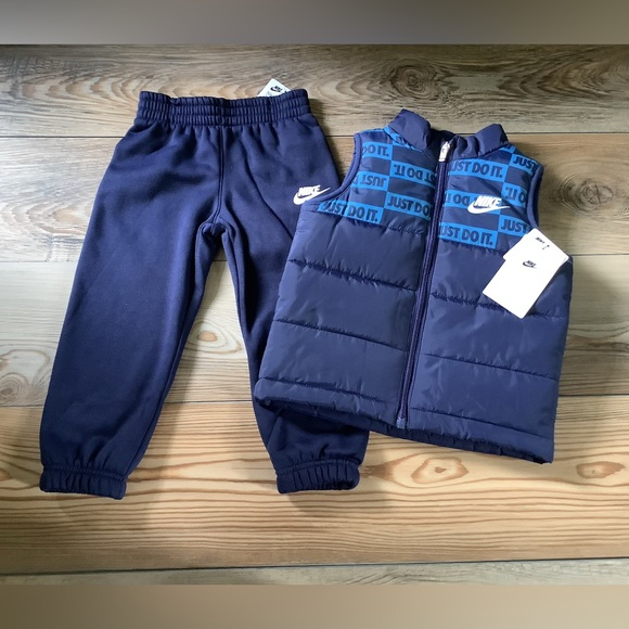 Nike Other - Nike boys 2 pc Puffer vest & joggers set size 3T(NWT)
